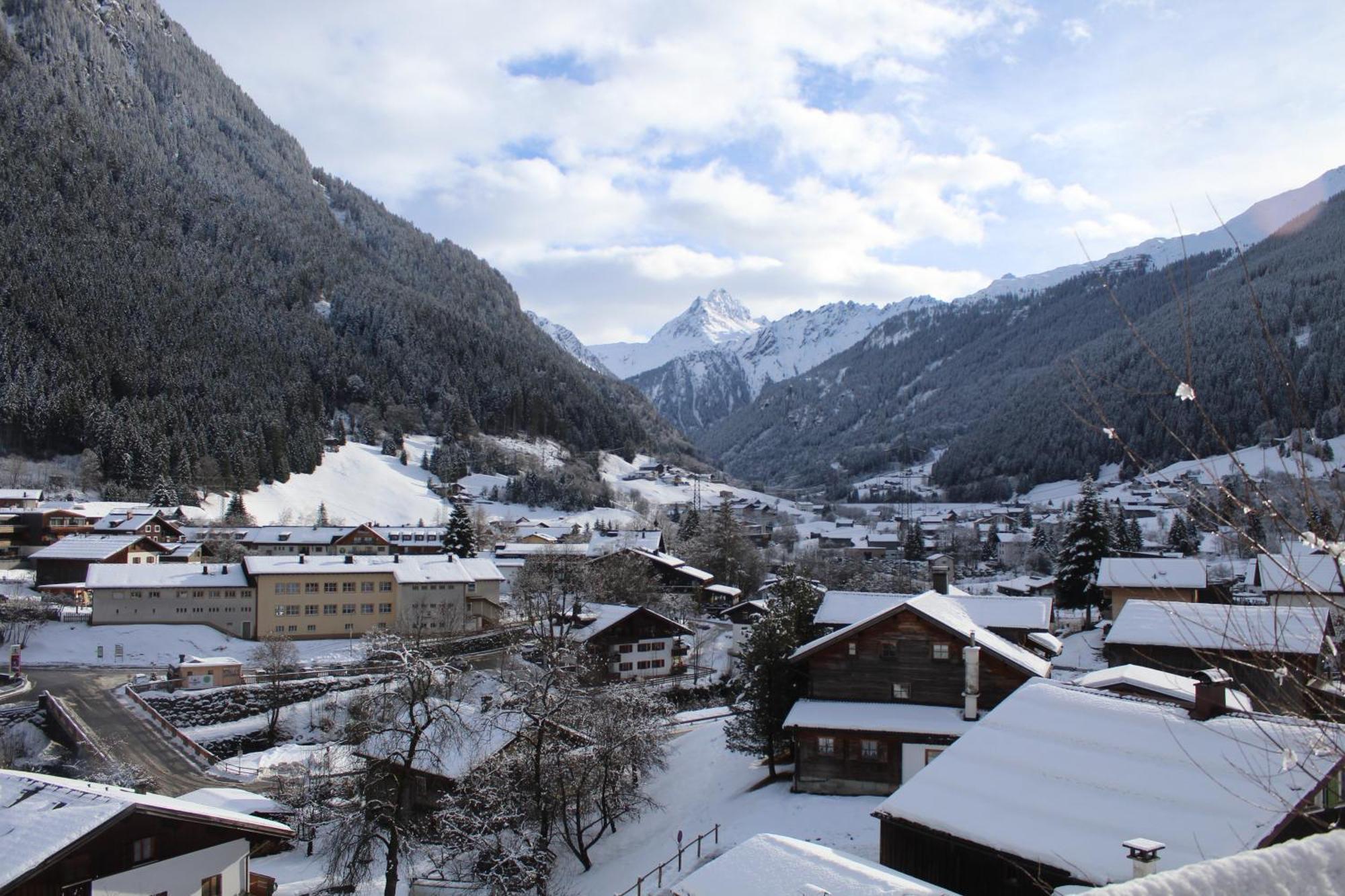 Pluenggas Chalets Gaschurn Exterior foto